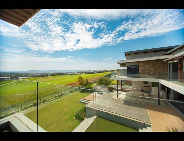 5 BEDROOM HOUSE FOR SALE IN COPPERLEAF ESTATE